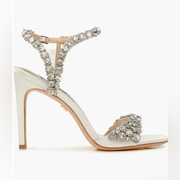 NIB! Badgley Mischka Galia Embellished Sandal - Picture 5 of 10
